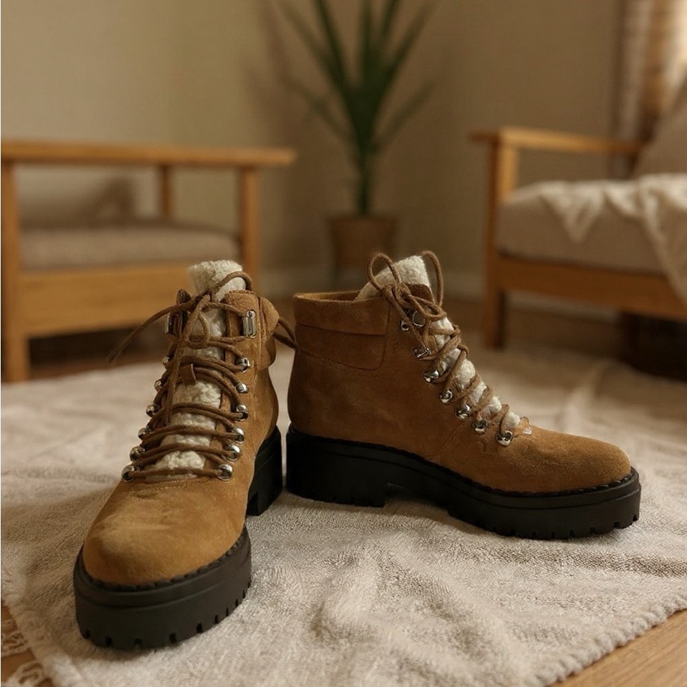 Marc Fisher Tan Lace Up suede Boots.
